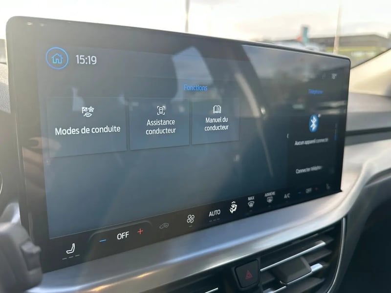 Photo de la voiture FORD FOCUS SW 1.0 EcoBoost 125 S&S Titanium +