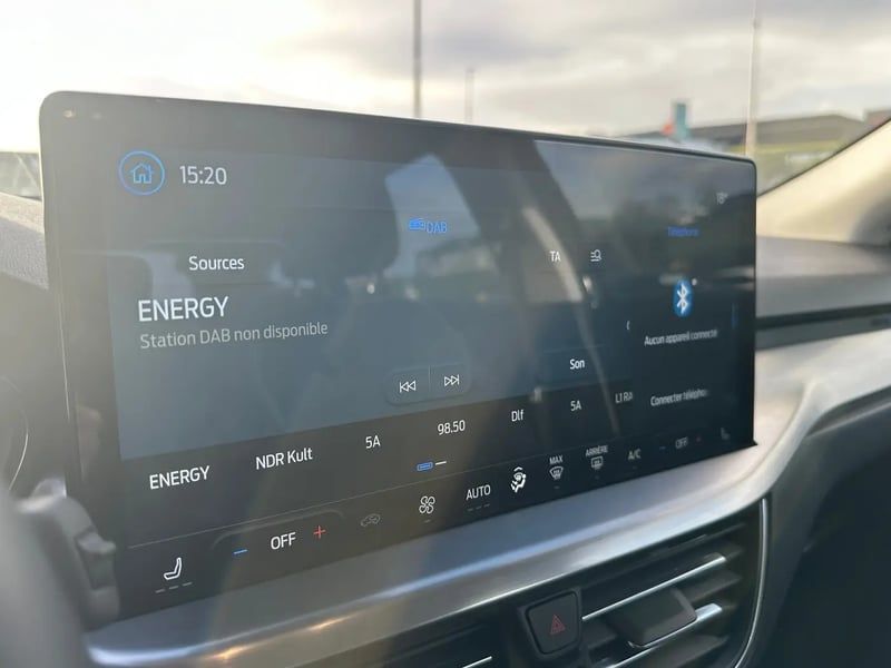 Photo de la voiture FORD FOCUS SW 1.0 EcoBoost 125 S&S Titanium +