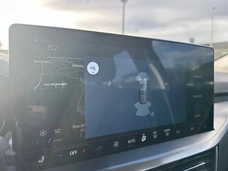 Photo de la voiture FORD FOCUS SW 1.0 EcoBoost 125 S&S Titanium +