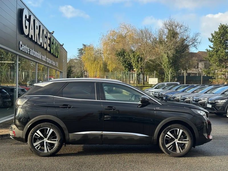 Photo de la voiture PEUGEOT 3008 PureTech 130ch S&S BVM6 GT