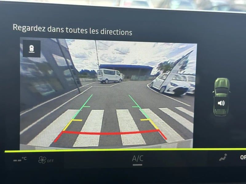 Photo de la voiture DACIA DUSTER Mild Hybrid 130 4x4 Journey