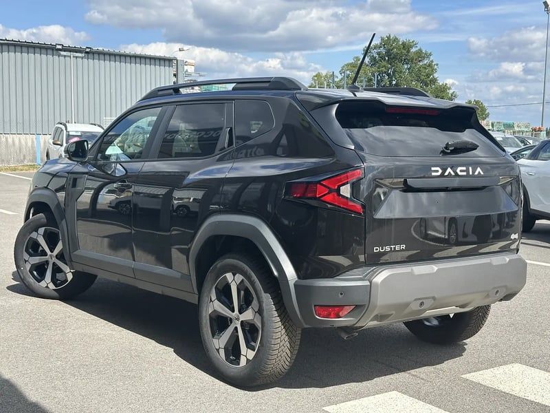 Photo de la voiture DACIA DUSTER Mild Hybrid 130 4x4 Journey