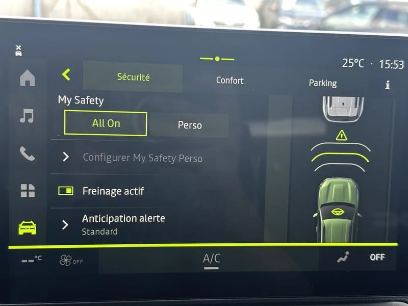 Photo de la voiture DACIA DUSTER Mild Hybrid 130 4x4 Journey