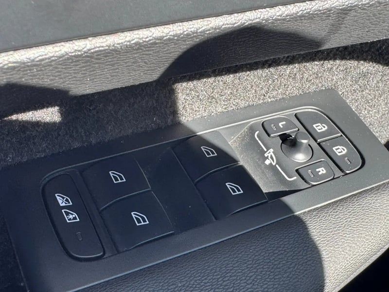 Photo de la voiture VOLVO XC40 B3 163 ch DCT7 Start