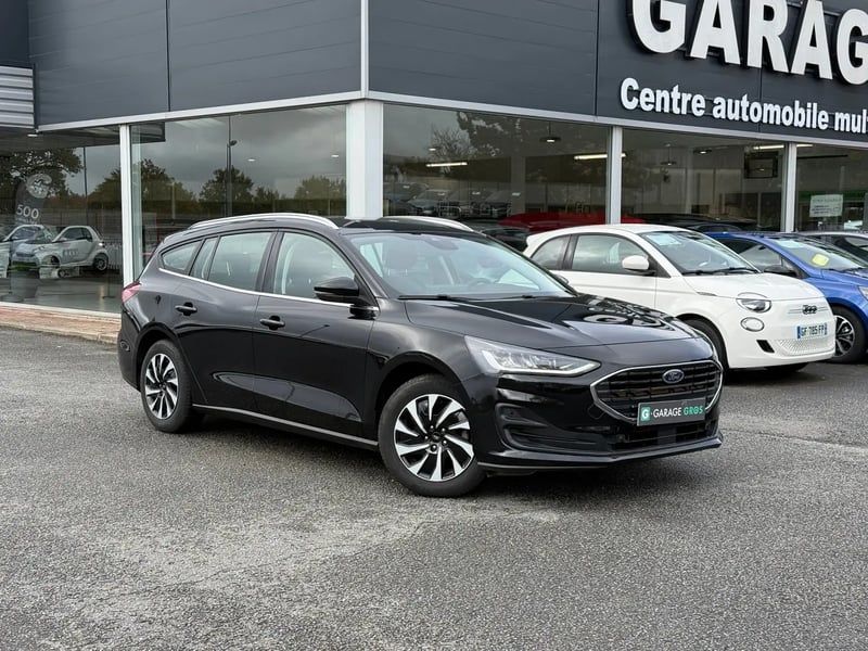 Photo de la voiture FORD FOCUS SW 1.0 EcoBoost 125 S&S mHEV Titanium X Business