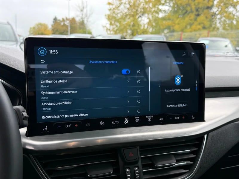 Photo de la voiture FORD FOCUS SW 1.0 EcoBoost 125 S&S mHEV Titanium X Business