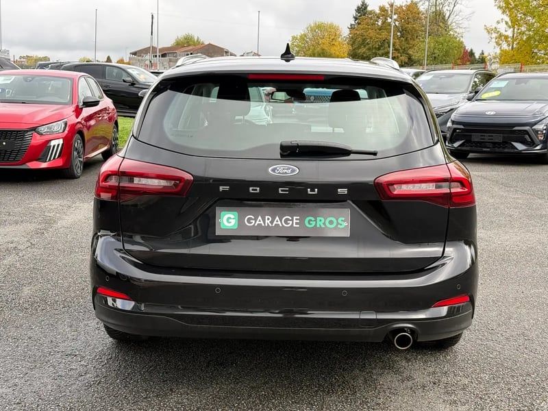 Photo de la voiture FORD FOCUS SW 1.0 EcoBoost 125 S&S mHEV Titanium X Business