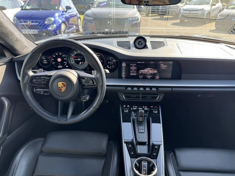 Photo de la voiture PORSCHE 911 TURBO S Coupe 3.8i 650 PDK