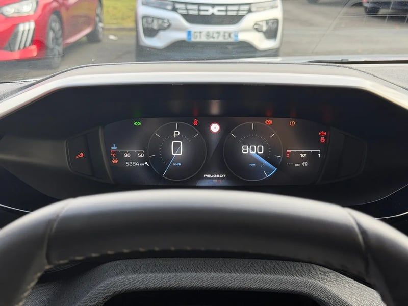 Photo de la voiture PEUGEOT 308 PureTech 130ch S&S EAT8 Active Pack