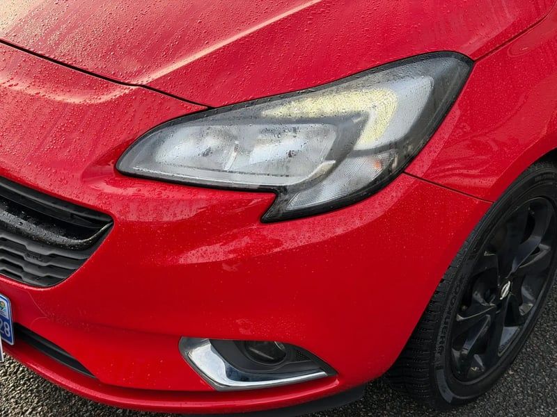 Photo de la voiture OPEL CORSA 1.4 Turbo 100 ch Design Edition
