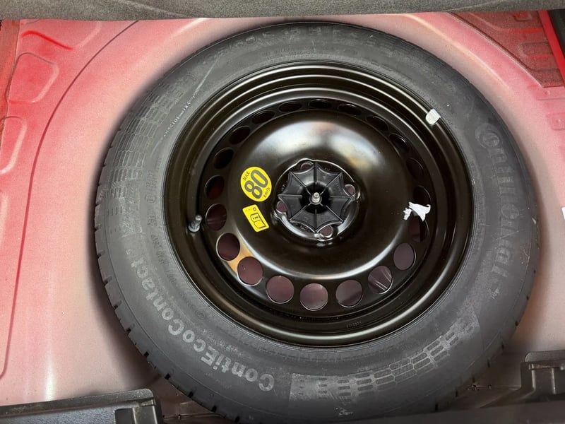 Photo de la voiture OPEL CORSA 1.4 Turbo 100 ch Design Edition