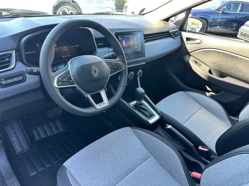 Photo de la voiture RENAULT CLIO V TCe 90 X-Tronic Evolution