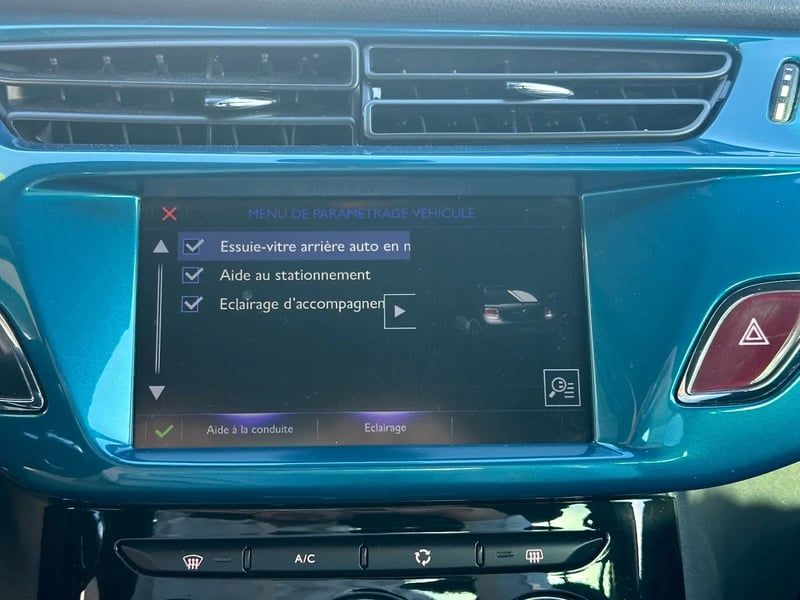 Photo de la voiture DS DS 3 PureTech 110 S&S BVM5 So Chic