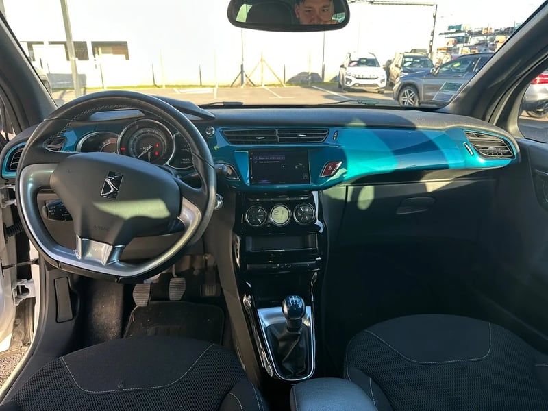 Photo de la voiture DS DS 3 PureTech 110 S&S BVM5 So Chic