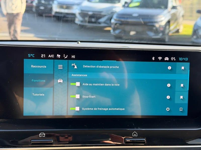 Photo de la voiture CITROEN C4 X PureTech 130 S&S EAT8 Max