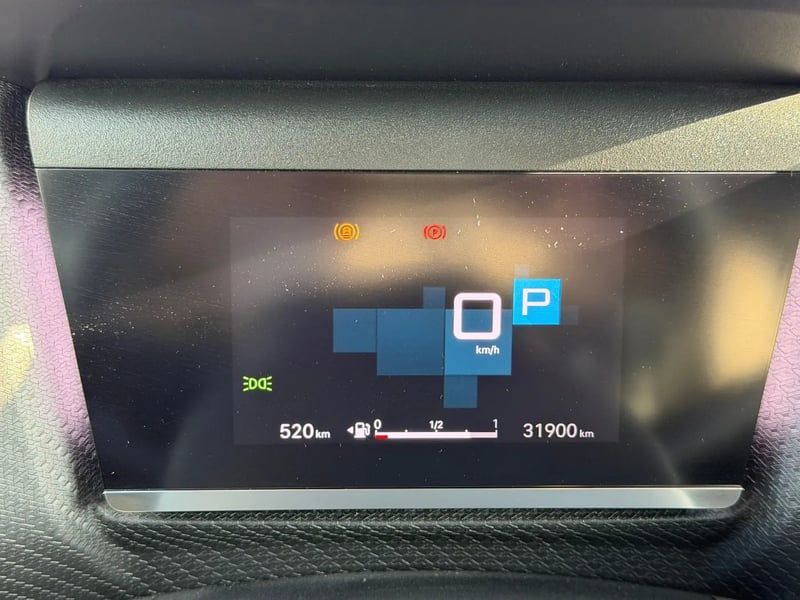 Photo de la voiture CITROEN C4 X PureTech 130 S&S EAT8 Max
