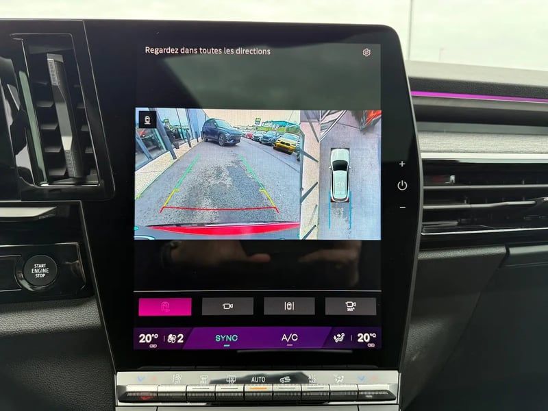 Photo de la voiture RENAULT AUSTRAL E-Tech full hybrid 200 GSR2 Techno