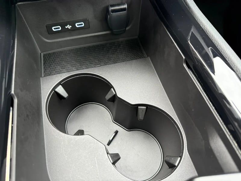 Photo de la voiture RENAULT AUSTRAL E-Tech full hybrid 200 GSR2 Techno