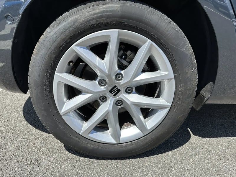 Photo de la voiture SEAT LEON 1.0 TSI 130 BVM6 Style