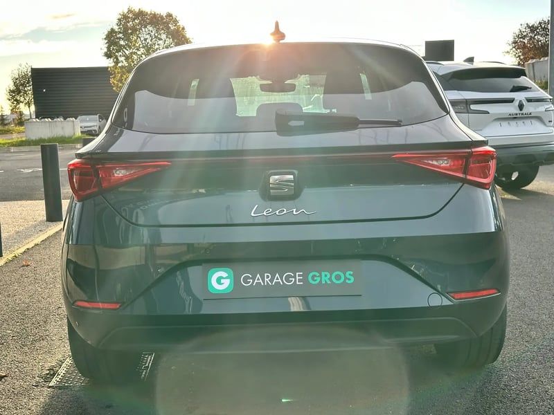 Photo de la voiture SEAT LEON 1.0 TSI 130 BVM6 Style