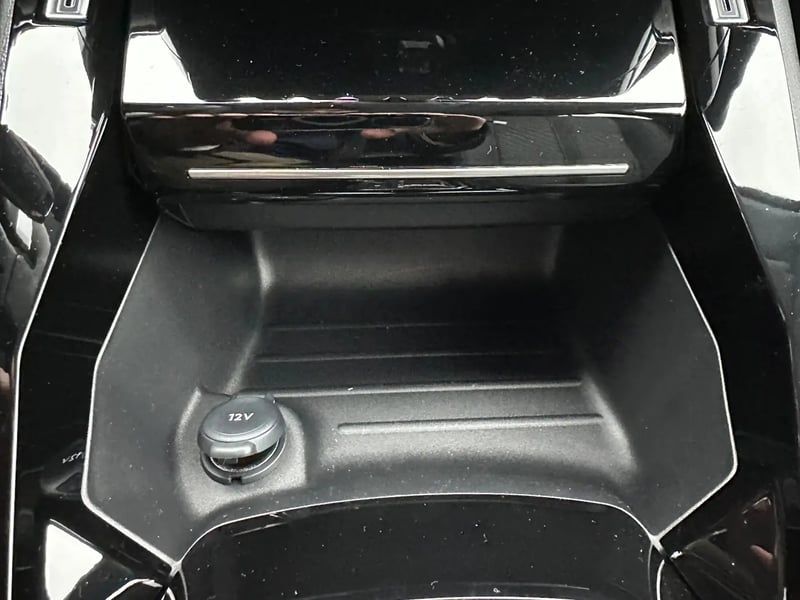 Photo de la voiture PEUGEOT 208 Hybrid 100 e-DCS6 Allure