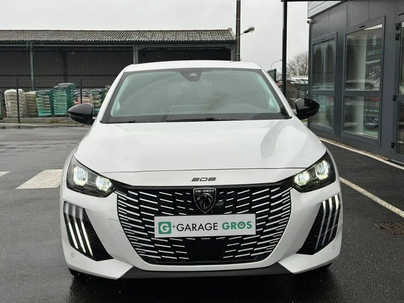Photo de la voiture PEUGEOT 208 Hybrid 100 e-DCS6 Allure