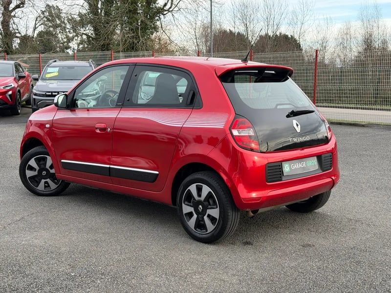 Photo de la voiture RENAULT TWINGO III 1.0 SCe 70 E6C Limited