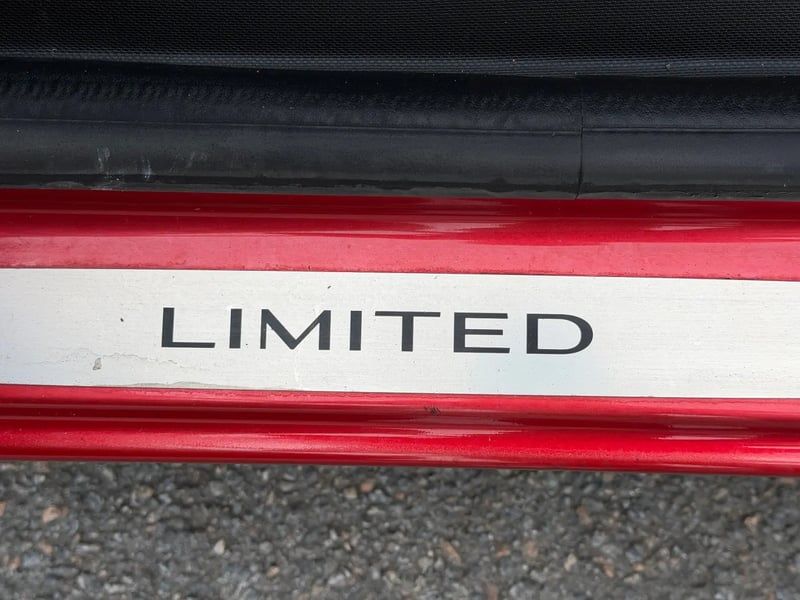 Photo de la voiture RENAULT TWINGO III 1.0 SCe 70 E6C Limited