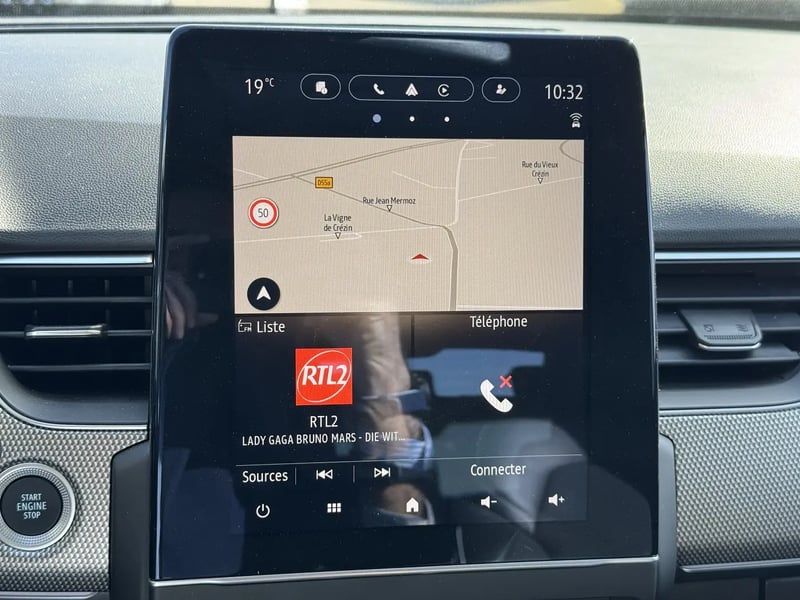 Photo de la voiture RENAULT ARKANA E-Tech hybride 145 - 22 Techno