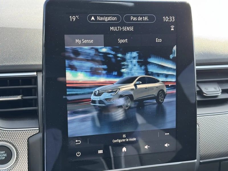 Photo de la voiture RENAULT ARKANA E-Tech hybride 145 - 22 Techno