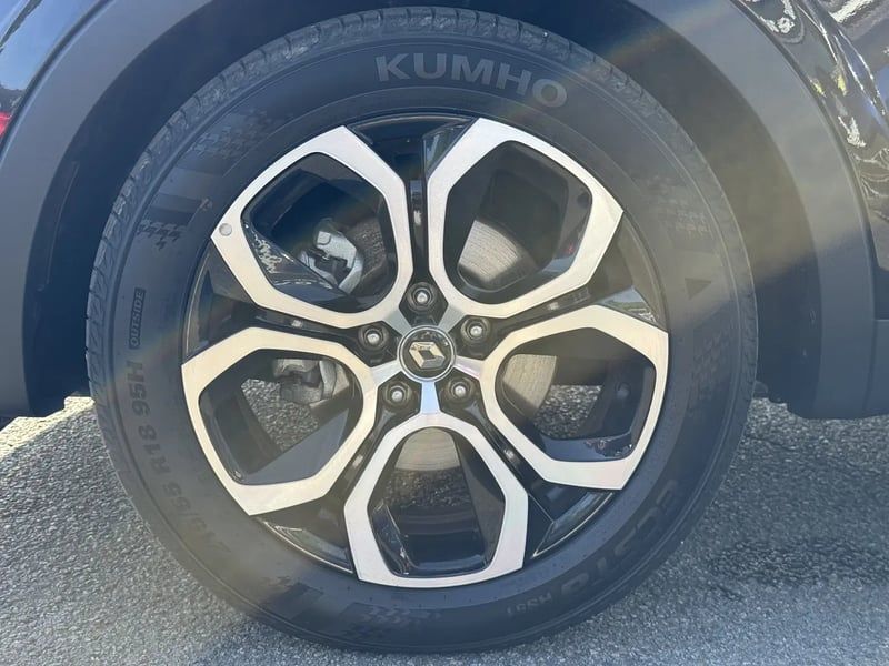 Photo de la voiture RENAULT ARKANA E-Tech hybride 145 - 22 Techno