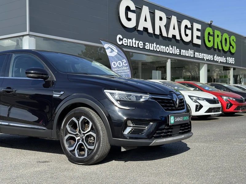 Photo de la voiture RENAULT ARKANA E-Tech hybride 145 - 22 Techno