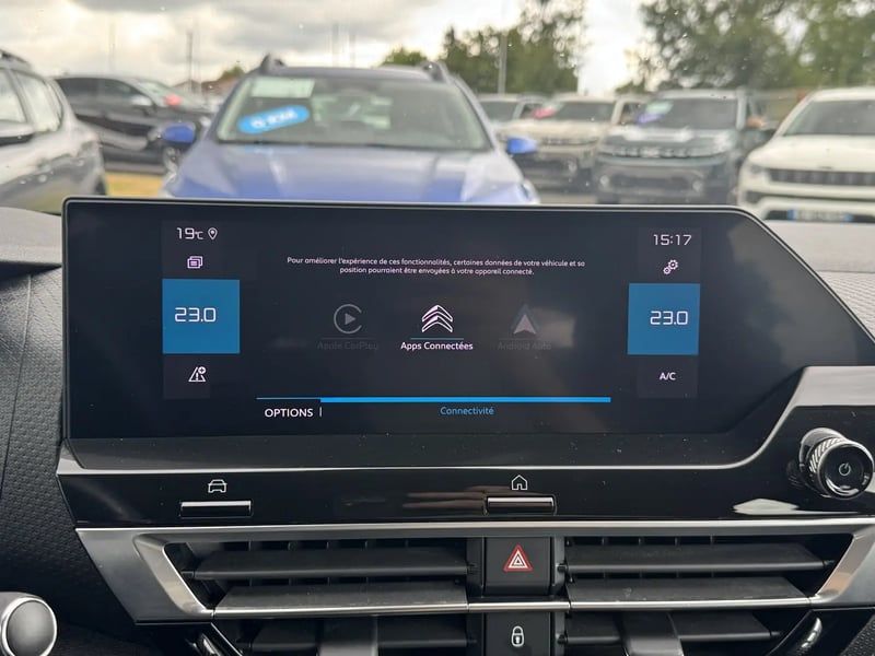 Photo de la voiture CITROEN C4 BlueHDi 130 S&S EAT8 Shine