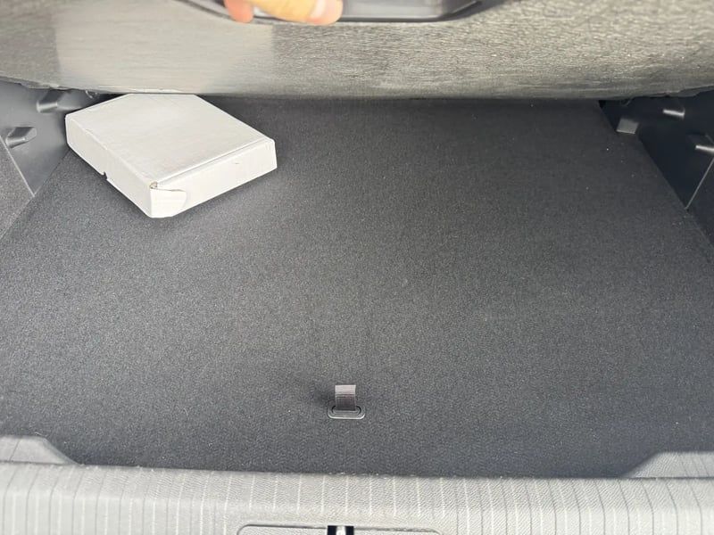 Photo de la voiture CITROEN C4 BlueHDi 130 S&S EAT8 Shine