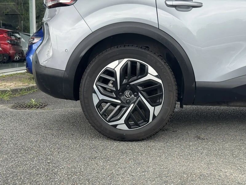 Photo de la voiture CITROEN C4 BlueHDi 130 S&S EAT8 Shine