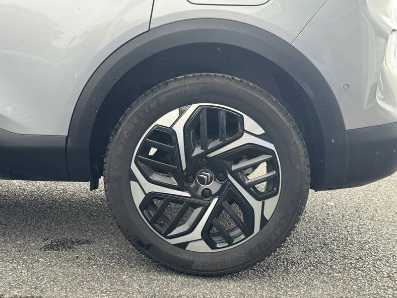 Photo de la voiture CITROEN C4 BlueHDi 130 S&S EAT8 Shine