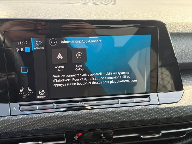 Photo de la voiture VOLKSWAGEN GOLF 1.5 eTSI OPF 150 DSG7 R-Line