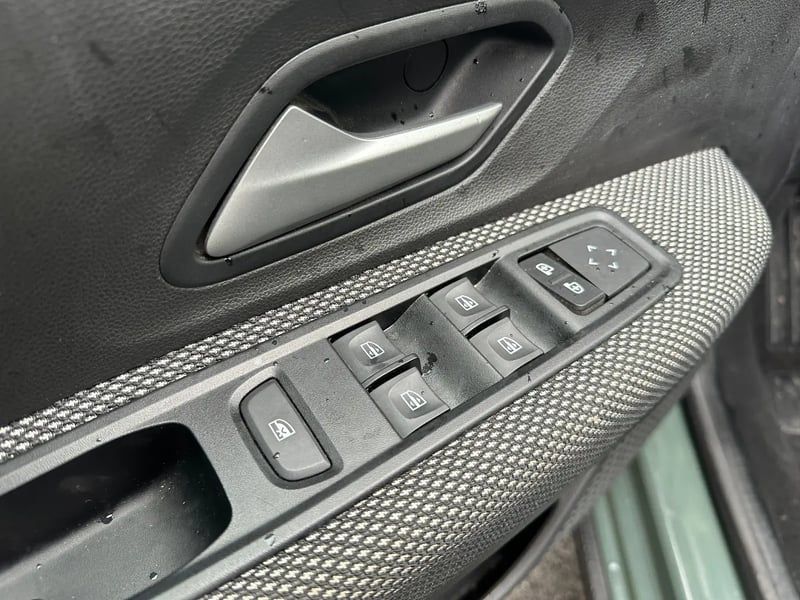 Photo de la voiture DACIA JOGGER ECO-G 100 7 places GSR2 Expression