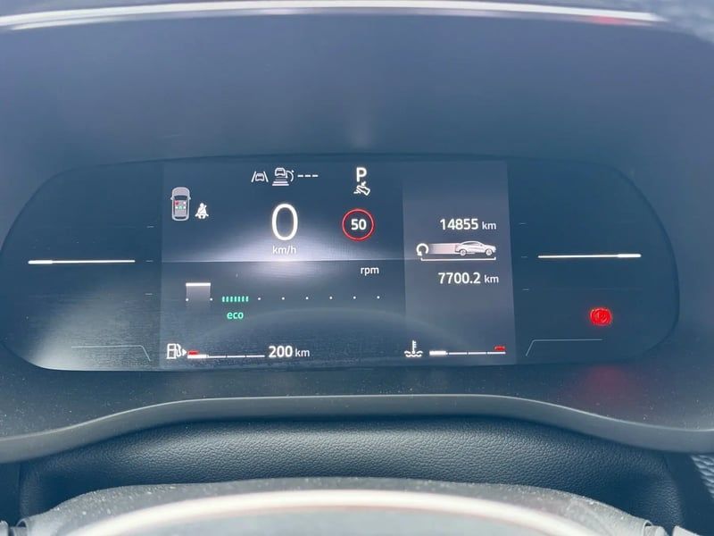 Photo de la voiture RENAULT ARKANA mild hybrid 140 EDC GSR2 Evolution