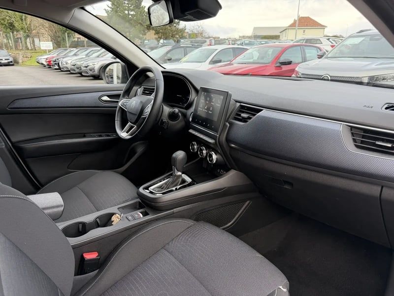 Photo de la voiture RENAULT ARKANA mild hybrid 140 EDC GSR2 Evolution