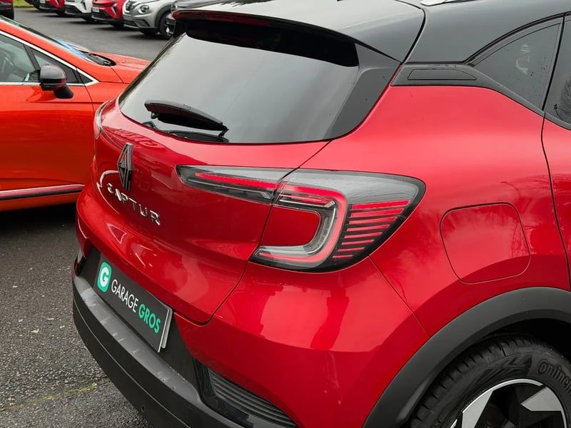 Photo de la voiture RENAULT CAPTUR Eco-G 100 ch Techno