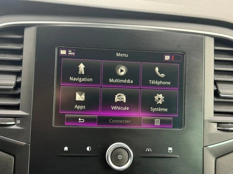 Photo de la voiture RENAULT MEGANE IV BERLINE Blue dCi 115 Limited