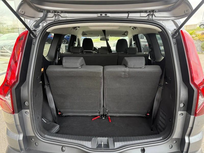 Photo de la voiture DACIA JOGGER ECO-G 100 7 places GSR2 Expression