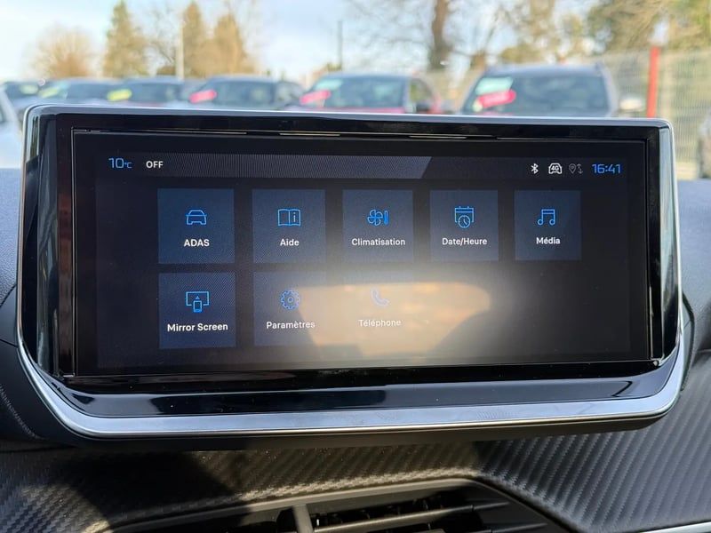 Photo de la voiture PEUGEOT 208 Hybrid 110 ch e-DCS6 Allure