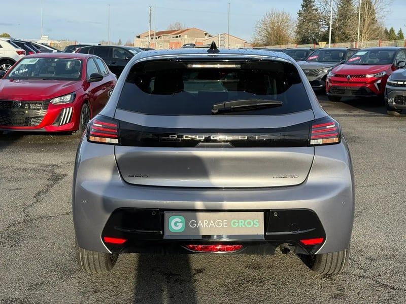 Photo de la voiture PEUGEOT 208 Hybrid 110 ch e-DCS6 Allure