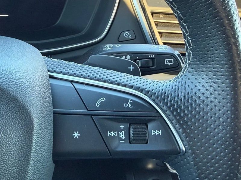 Photo de la voiture AUDI Q5 SPORTBACK 35 TDI 163 S tronic 7 S line