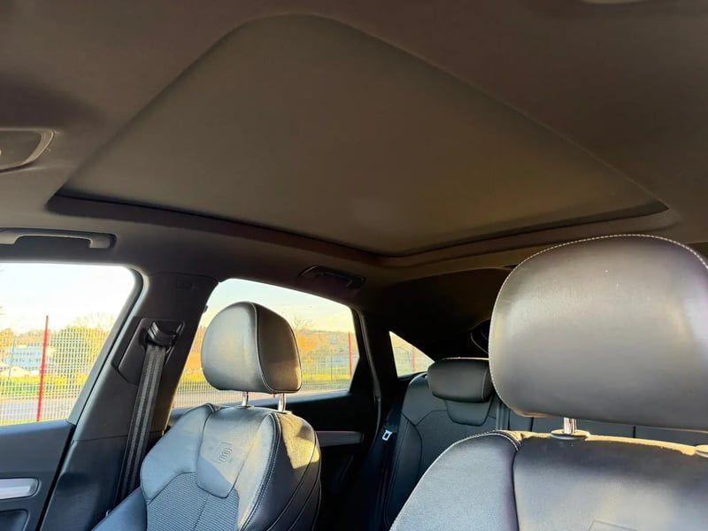 Photo de la voiture AUDI Q5 SPORTBACK 35 TDI 163 S tronic 7 S line