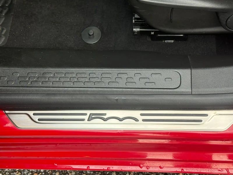 Photo de la voiture FIAT 500X MY23 1.5 FireFly 130 ch S/S DCT7 Hybrid Sport