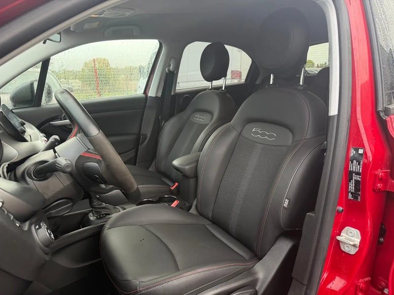 Photo de la voiture FIAT 500X MY23 1.5 FireFly 130 ch S/S DCT7 Hybrid Sport