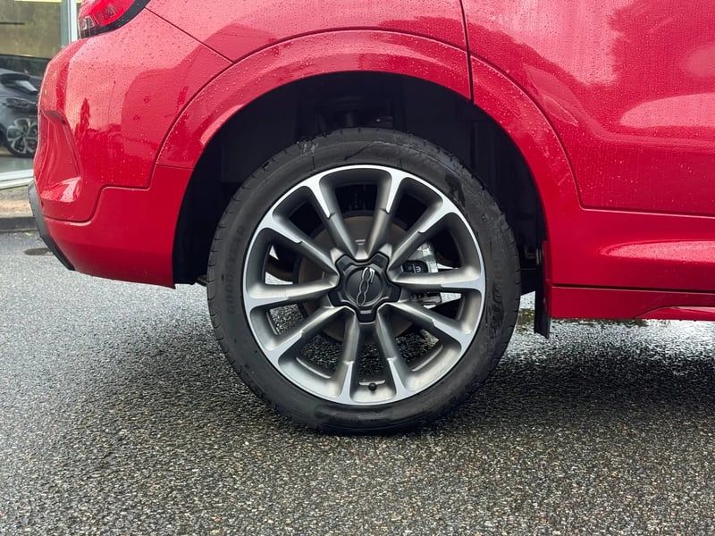 Photo de la voiture FIAT 500X MY23 1.5 FireFly 130 ch S/S DCT7 Hybrid Sport